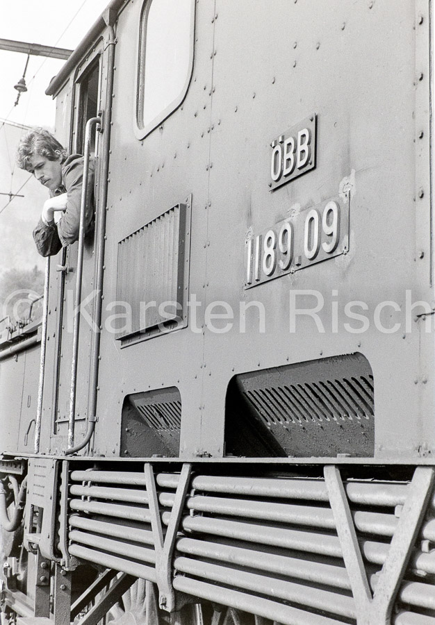 170 86,0 - 1979 94_KR86998