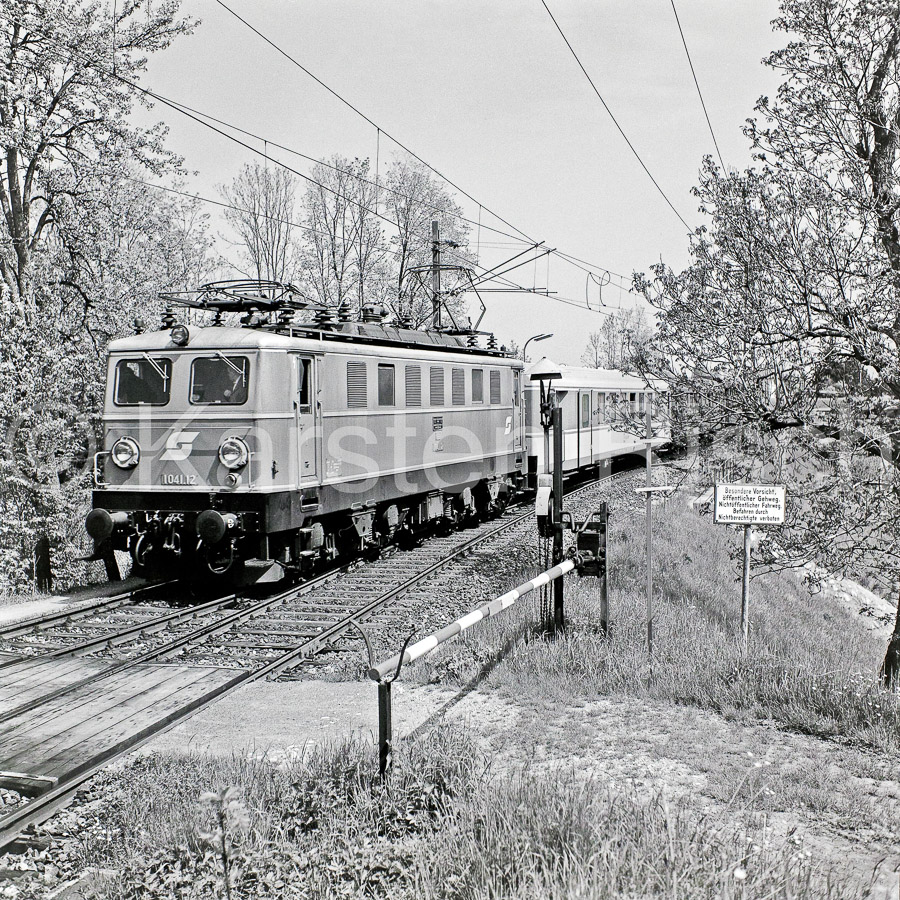 170 90,6 - 1979 79_KR66778