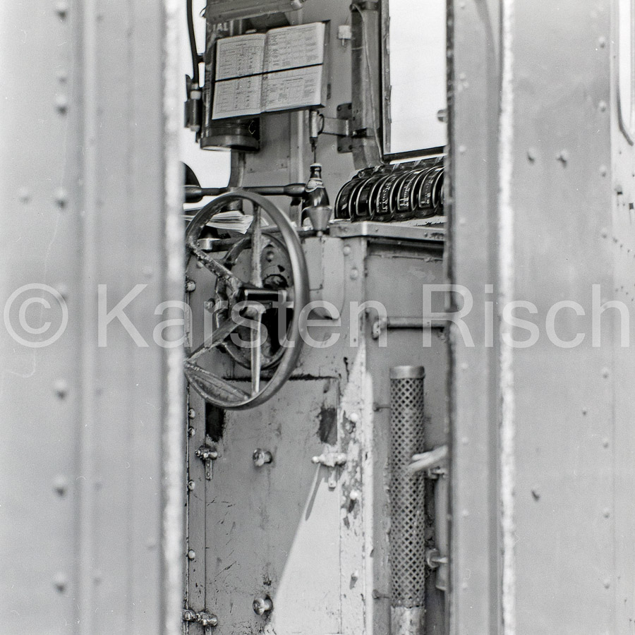 170 95,3 - 1979 77_KR66752