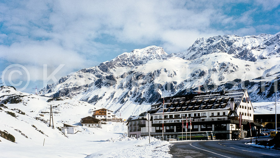 400 102 - 1981_KR40124-Bearbeitet