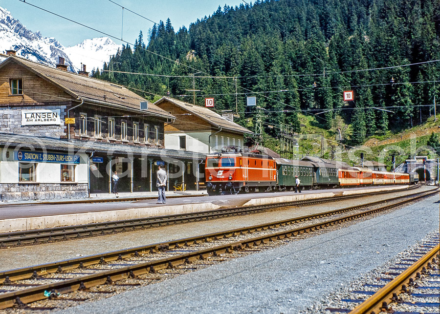 400 110,7 - 1981_KR92799-Bearbeitet