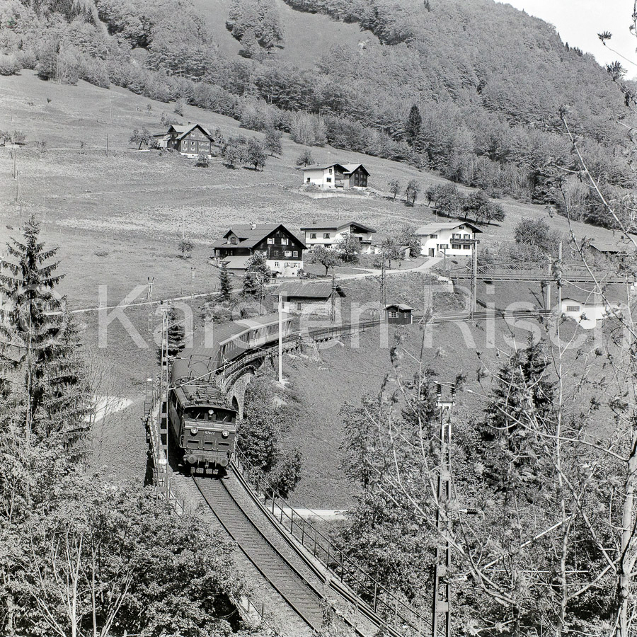 400 122,0 - 1981 037_KR13102