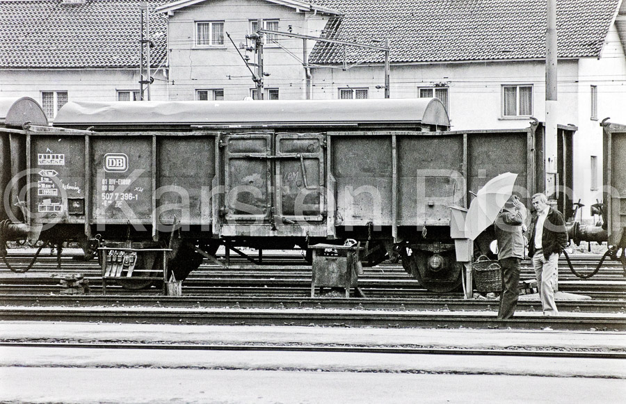 400 136,3 - 1981 030_KR12910