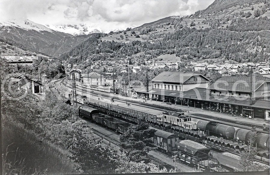 400 71,8 - 1981 032_KR12962