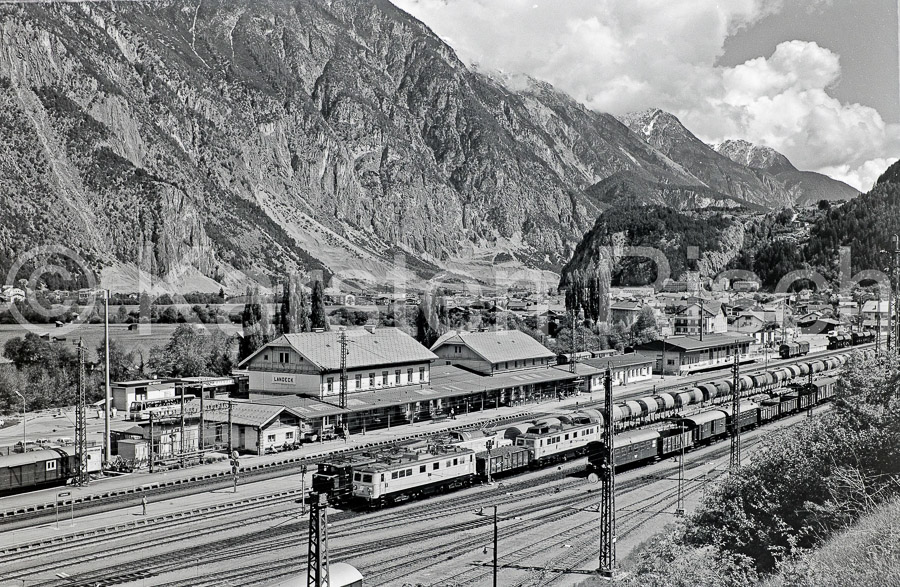 400 71,8 - 1981 032_KR12964