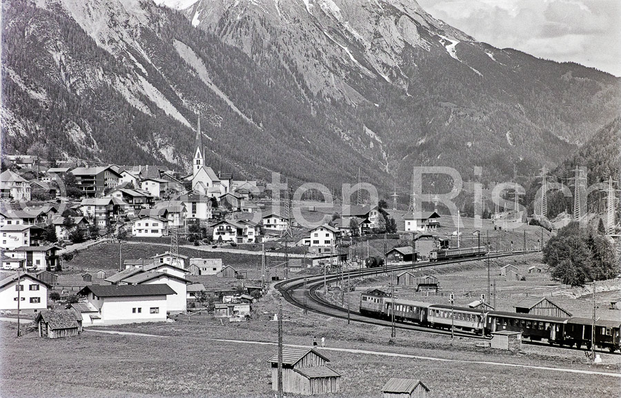 400 93,5 - 1981 031_KR12935