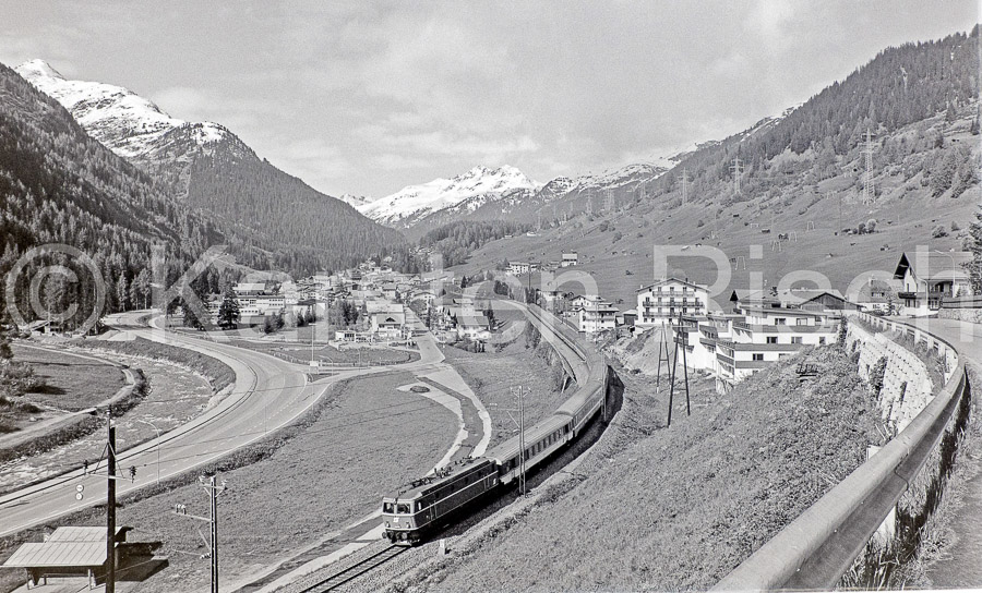 400 98,4 - 1981 031_KR12928