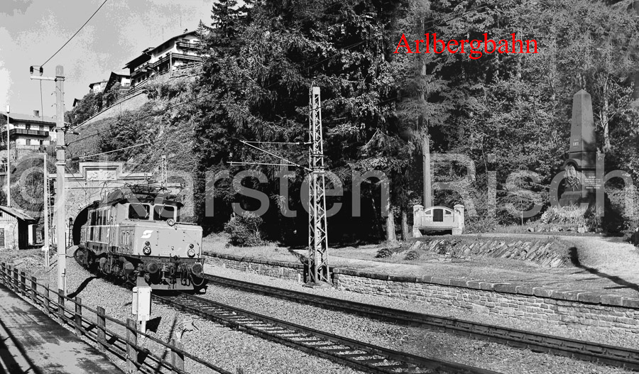 __400 100,127 - 1981_Arlbergbahn Tunnel Ost_HK B-Montage KR