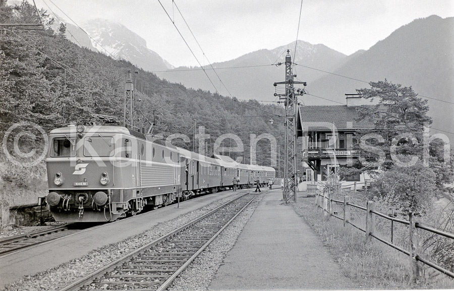 410 12,7 - 1980 49_KR60208