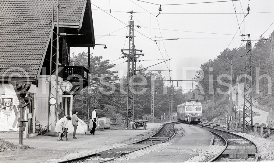 410 12,7 - 1980 51_KR80244