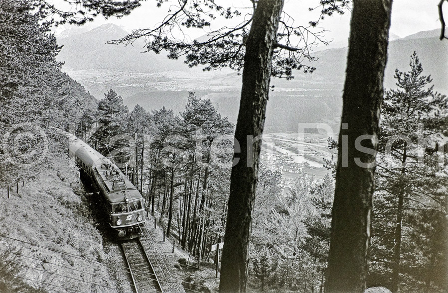 410 15,2 - 1981 024-1981_KR92671