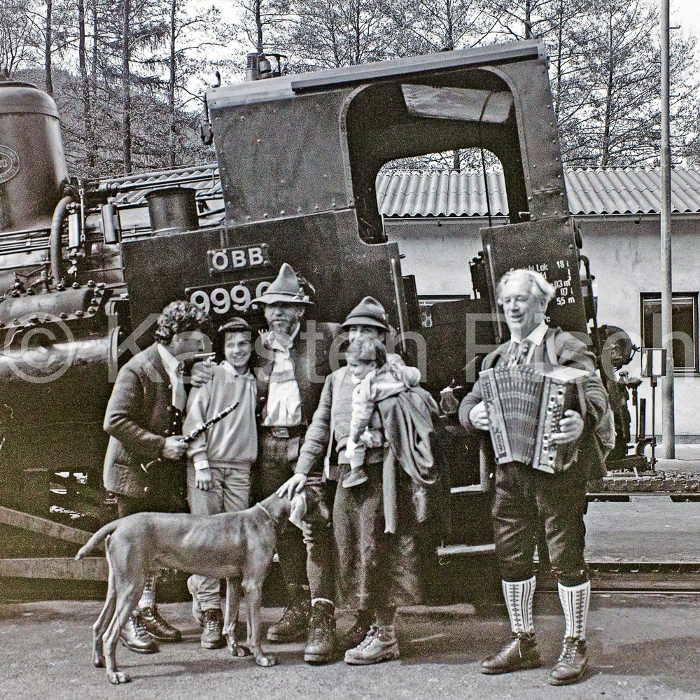 AT 52f 04 - 1988 05-1987_KR88540