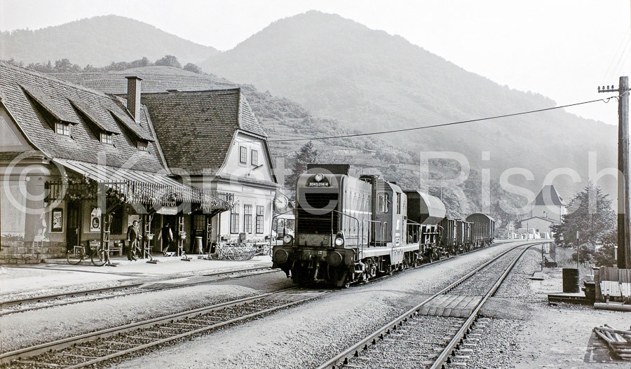 811 18,1 - 1988 010-1987_KR88485(2)