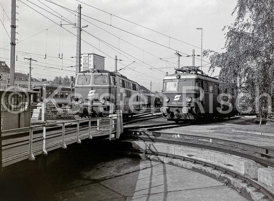 820(1) 31,5 - 1988 012-1987_KR88460