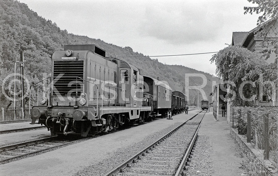 820(2) 22,6 - 1988 020-1987_KR88352