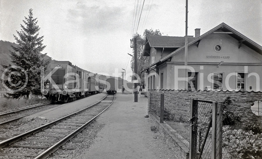 820(2) 8,8 - 1988 022-1987_KR88290