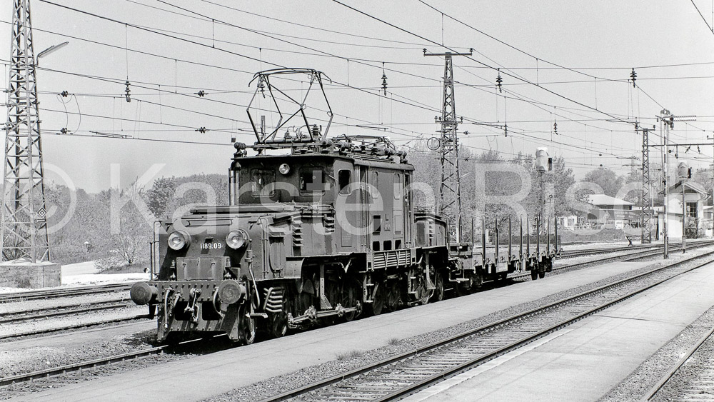 170 95,3 - 1979 77_KR66756