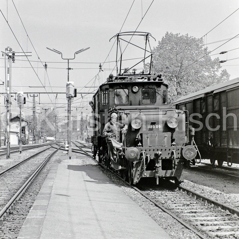 170 95,3 - 1979 77_KR66759