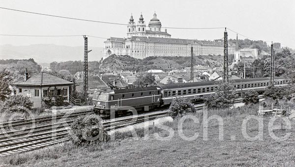 100 85,0 --_Eisenbahnstiftung - Foto- Karsten Risch_Datei- 1988 016-1987_KR88416