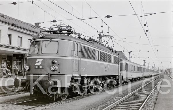 101 243,3 --_Eisenbahnstiftung - Foto- Karsten Risch_Datei- 1980 56_KR80438