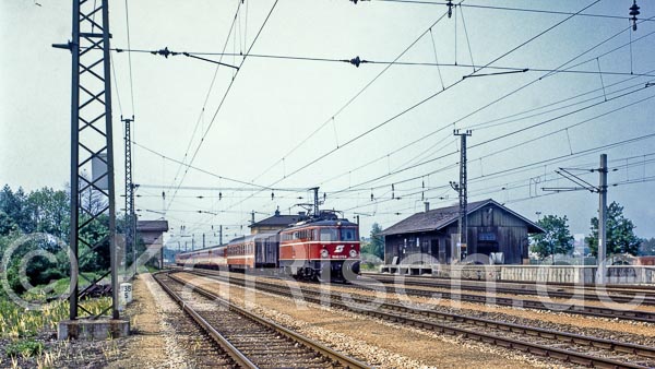 500 135,5 --_Eisenbahnstiftung - Foto- Karsten Risch_Datei- 1987_KR55199-Bearbeitet