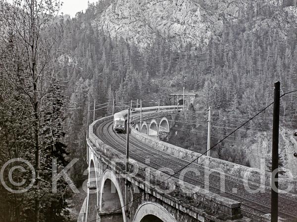 500 99,0 --_Eisenbahnstiftung - Foto- Karsten Risch_Datei- 1988 014-1987_KR88440