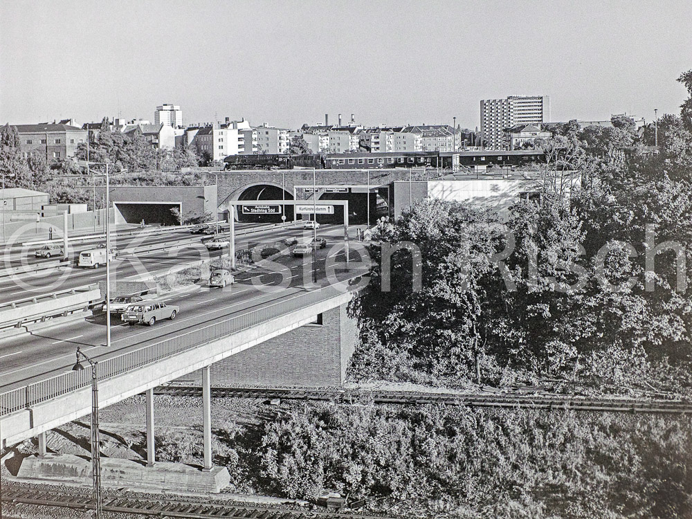 Berlin 12 Stadtautobahn - 1976 09_KR81142