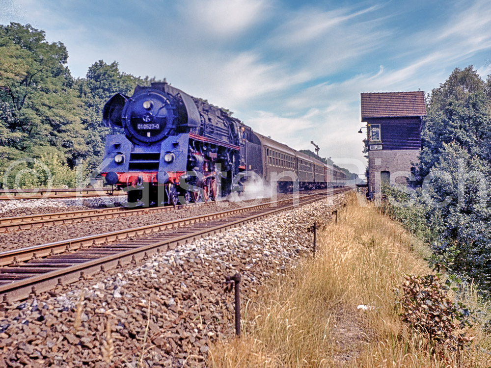 Berlin 16 Stellwerk - 1976_KR13169-Himmel Bearbeitet