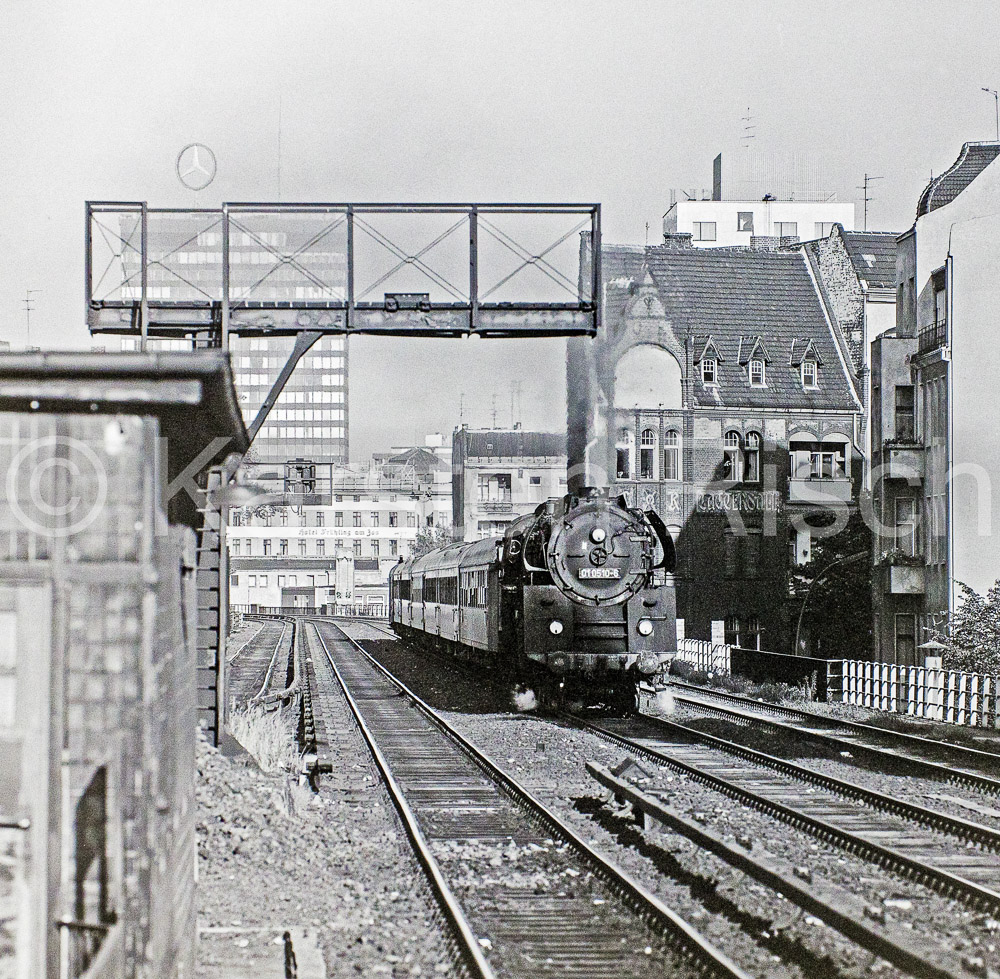 Berlin 9,5 Savigniplatz - 1976 10_KR81156