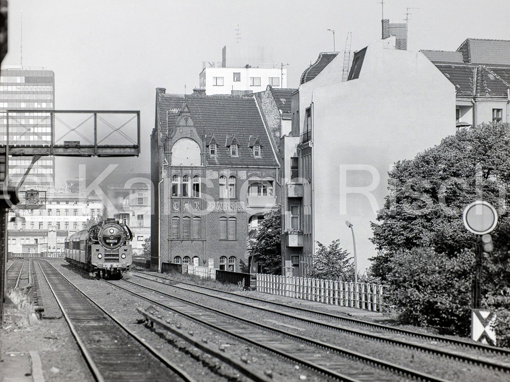 Berlin 9,5 Savigniplatz - 1976 15_KR81191