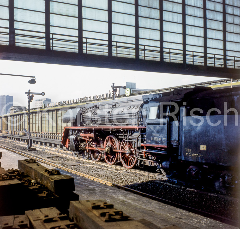 Berlin 9 Bf. Zoo - 1974_KR13145-Bearbeitet