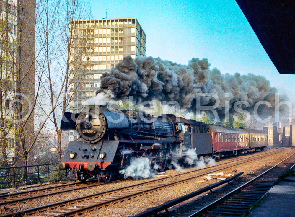 Berlin BR03 7,2 Bellevue - 1975 Febr_KR-1153scan-Bearbeitet