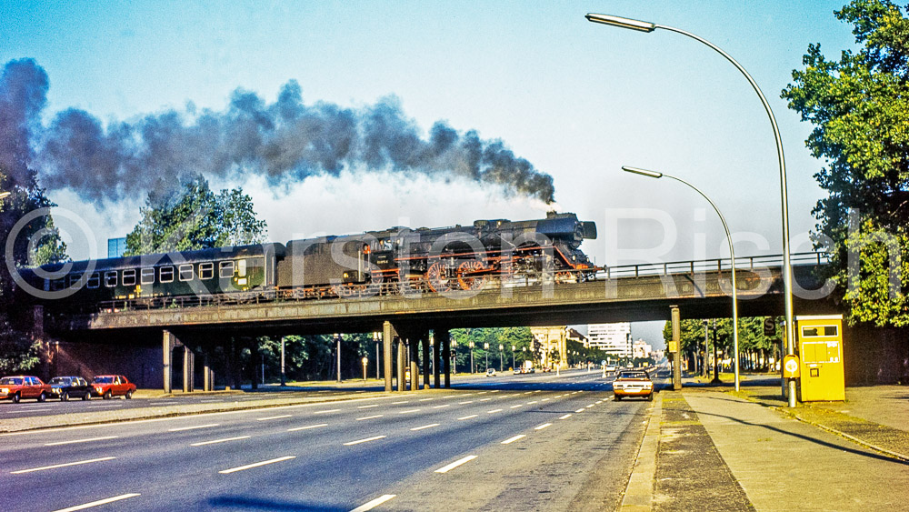 Berlin BR03 8,1 Tiergarten - 1977_KR79851-Bearbeitet