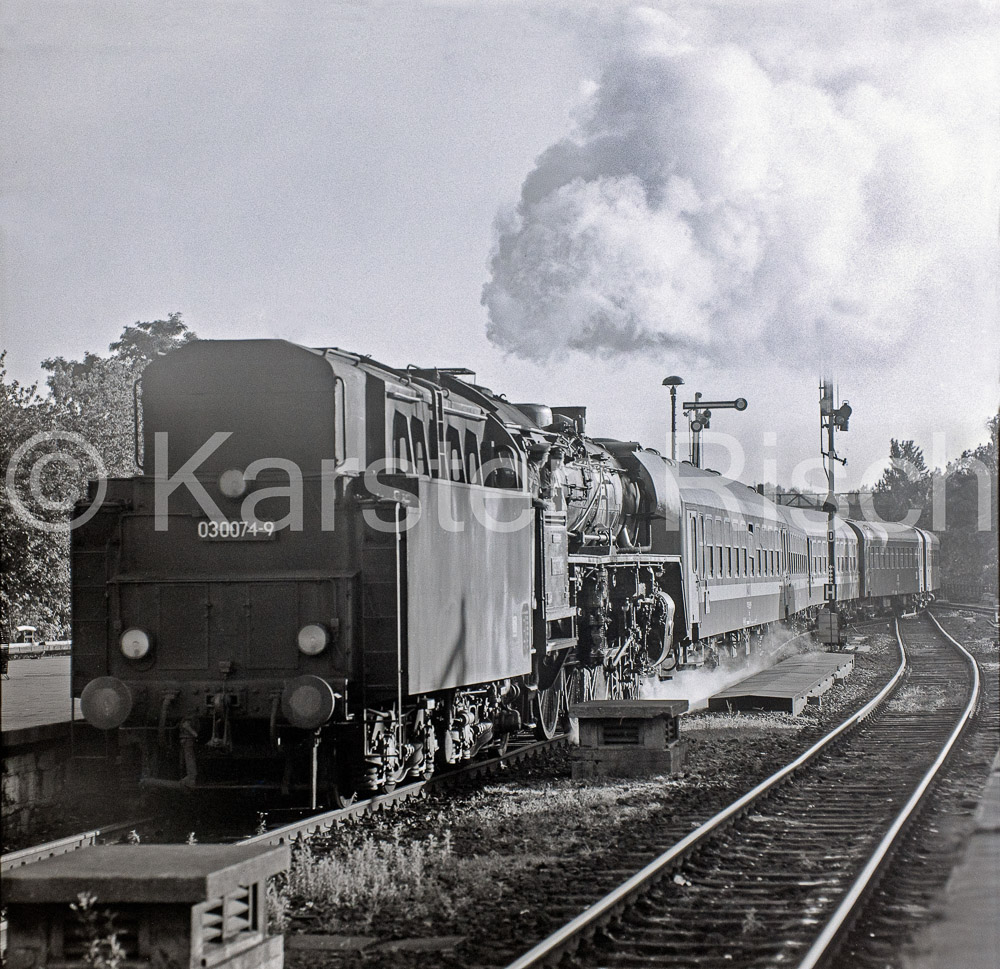 Berlin BR03 8,9 Bf. Zoo - 1977 51_KR62415(Retusche)