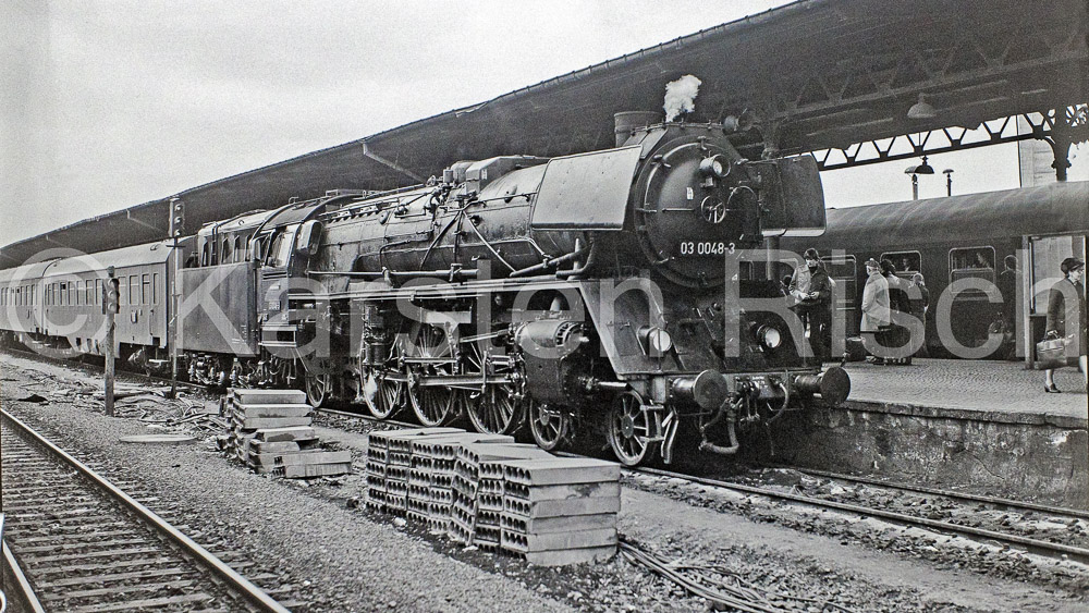 Berlin-Ost BR 03 Lichtenberg - 1977 61_KR62541