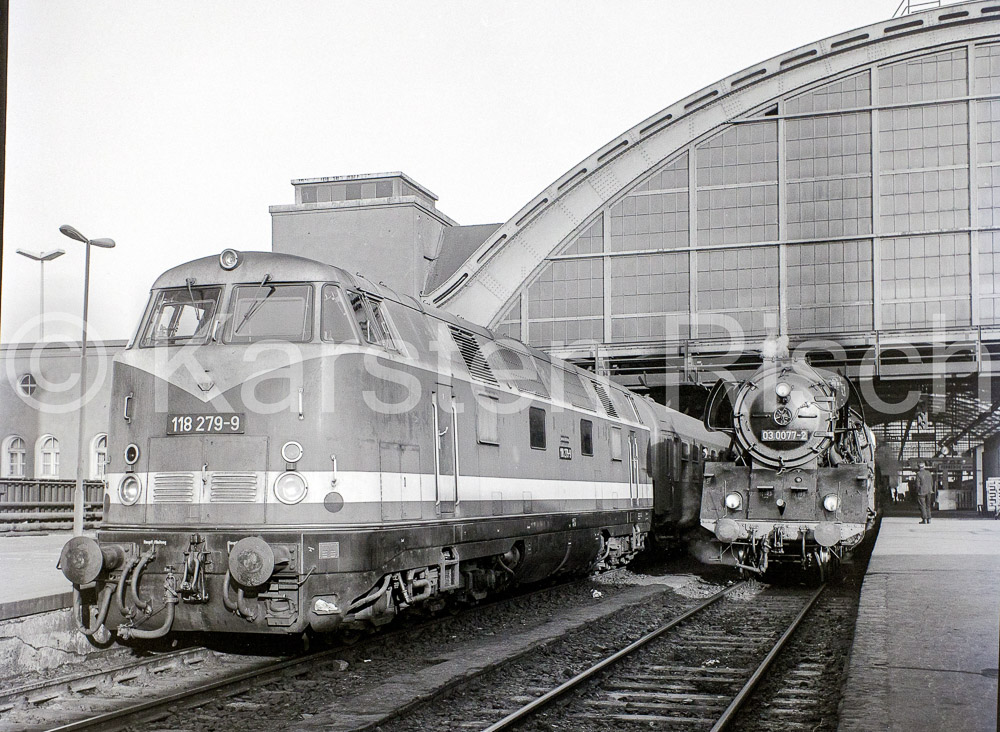 Berlin-Ost BR 03 Ostbahnhof - 1976 01_KR81053