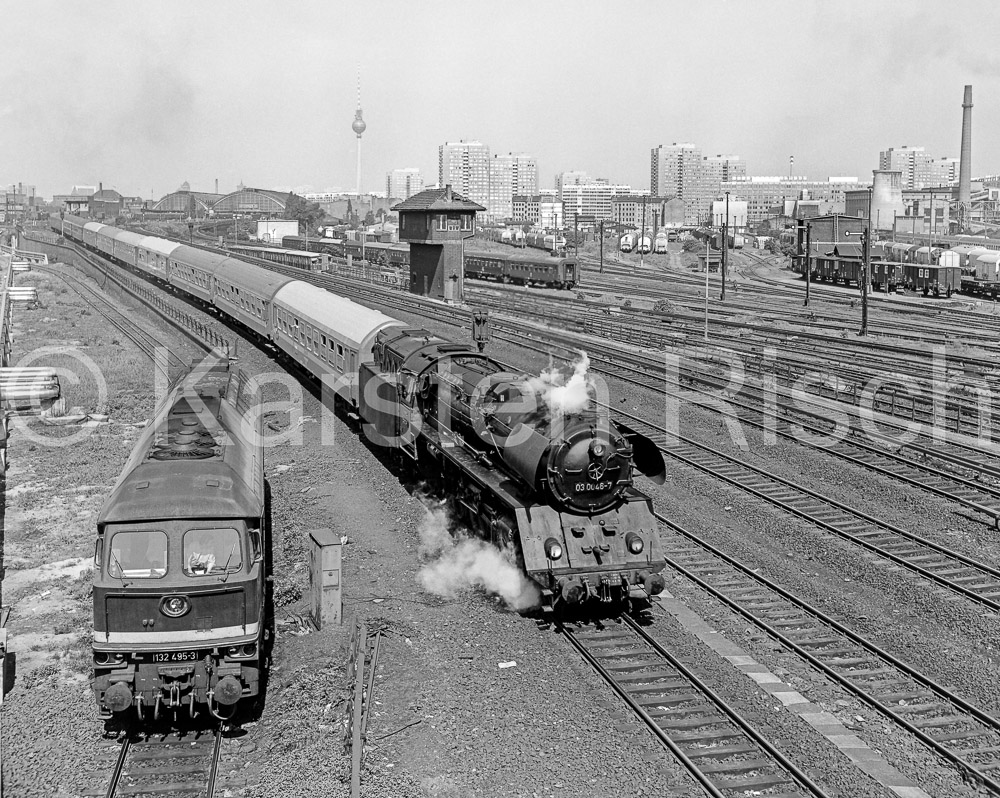 Berlin-Ost BR 03 Warschauer Brücke - 1979 47_KR10245