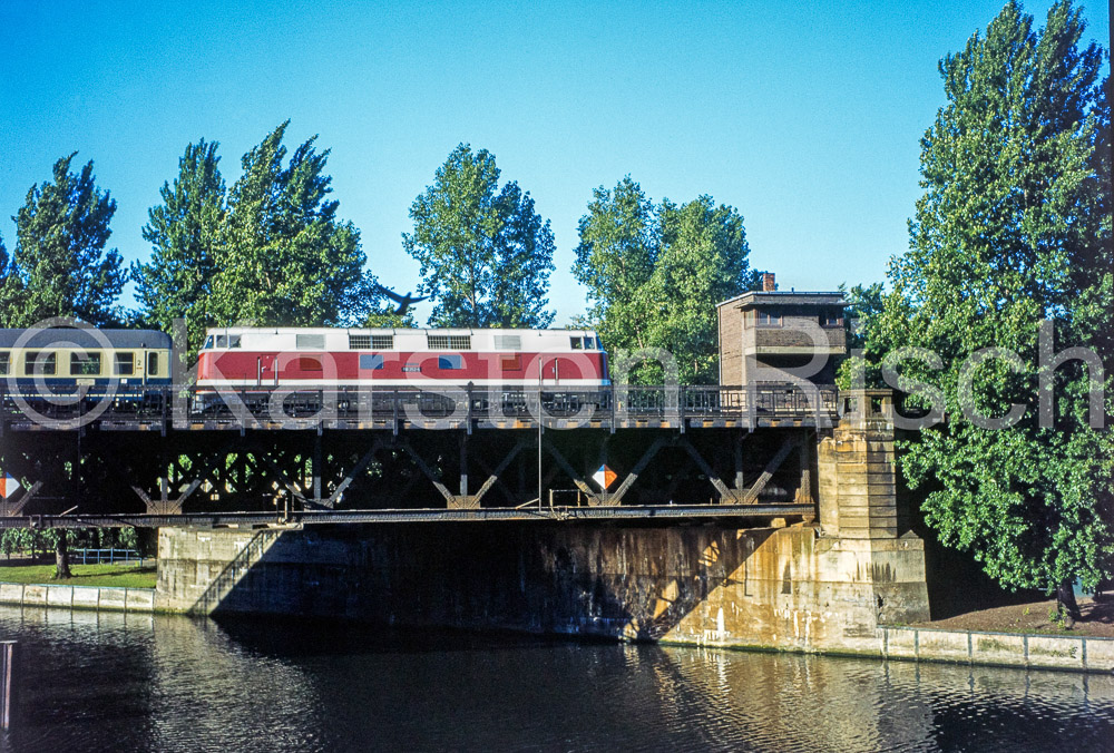 Berlin 7,0 Spreebrücke, Bellvue - 1979-BR118-Bln_KR13294