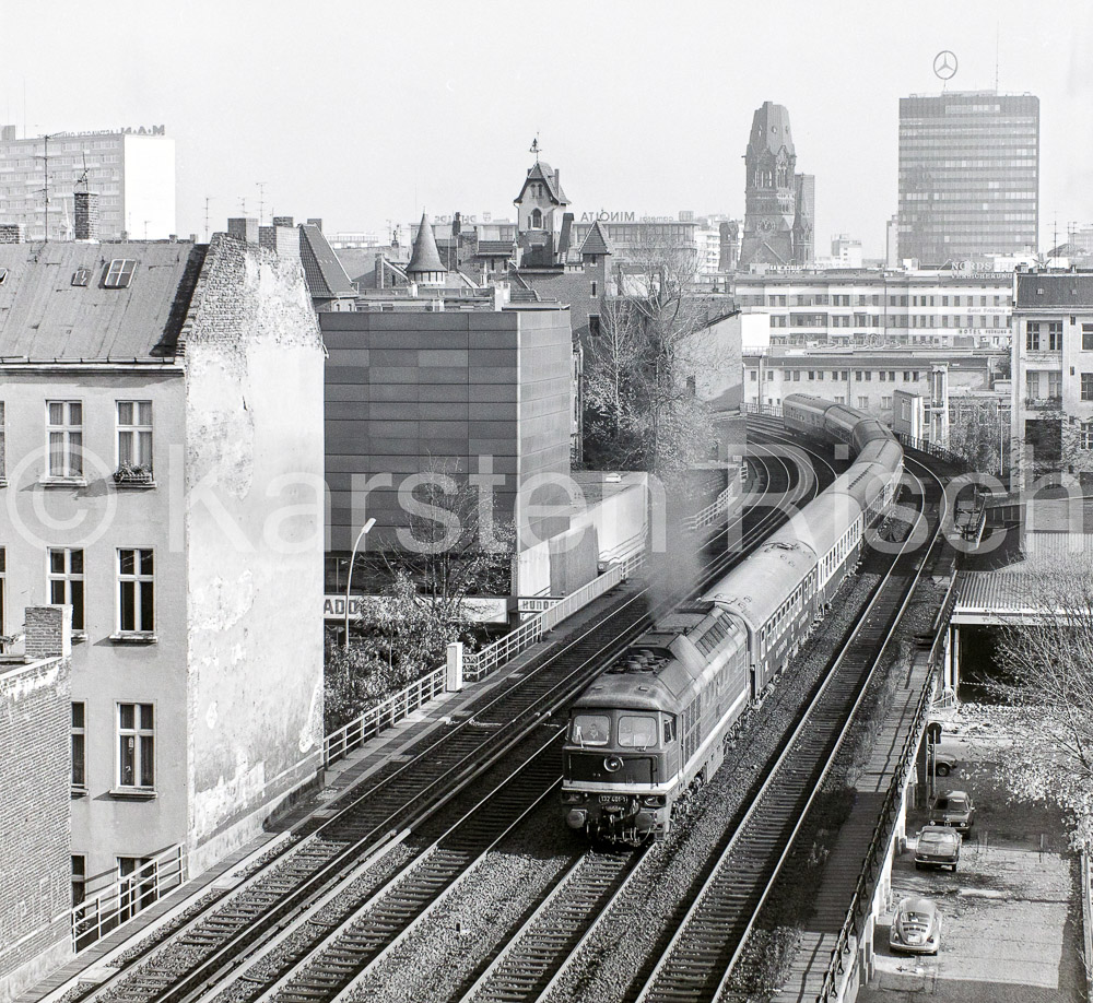 Berlin 9,5 Savigniplatz - 1984 33_KR46898