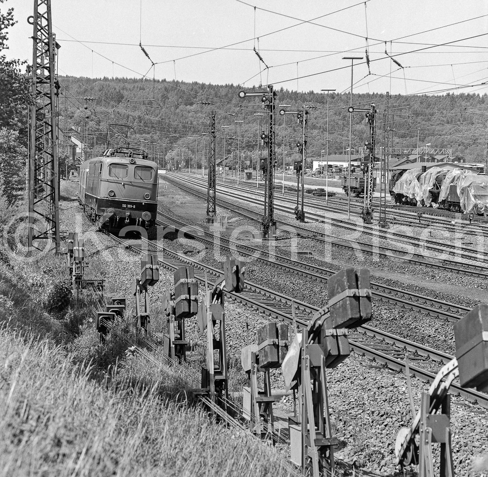 710 12,8 - 1983 37_KR45902