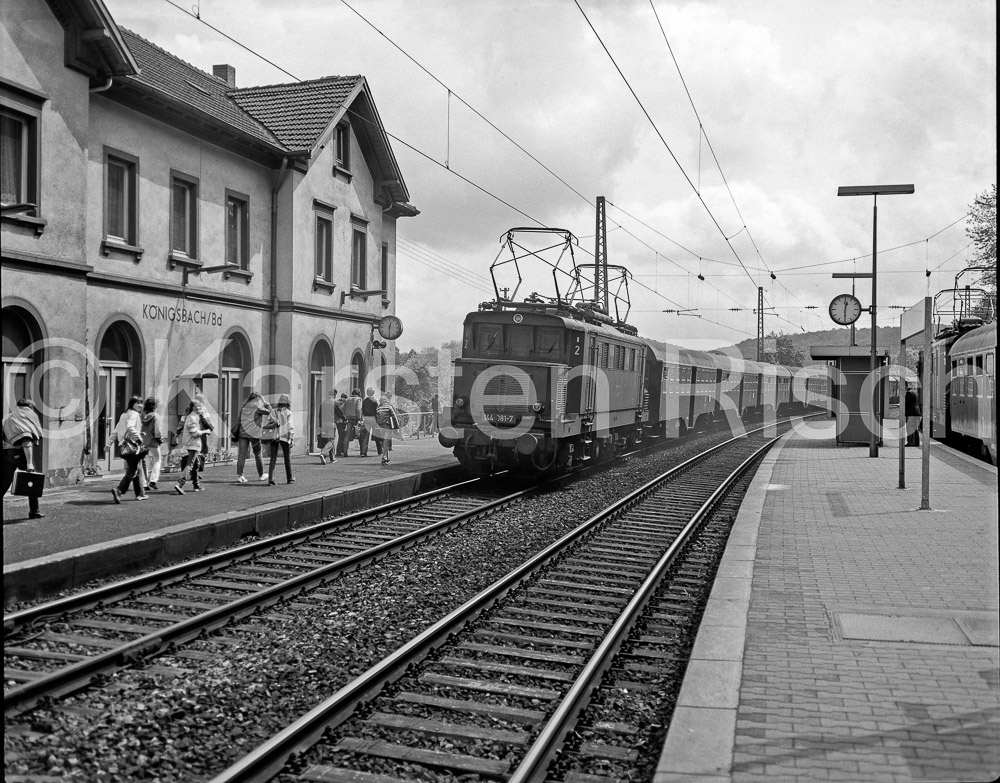 710 15,3 - 1983 31_KR35811