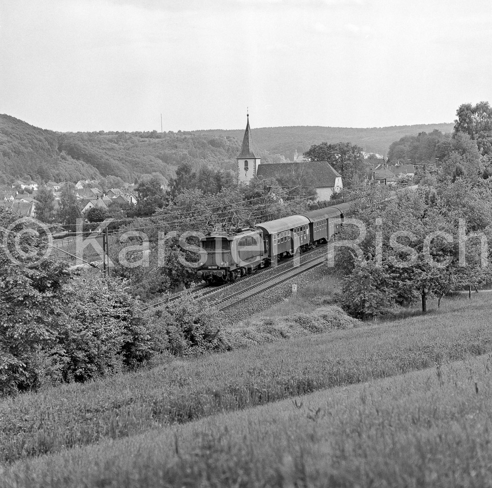 710 16,6 - 1983 37_KR45905