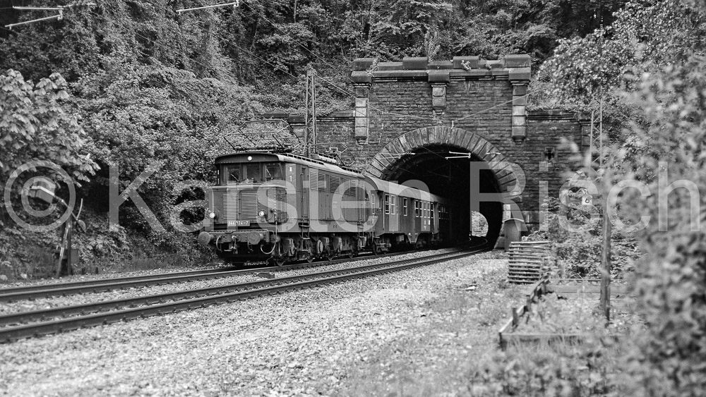 710 19,6 - 1983 31_KR35812