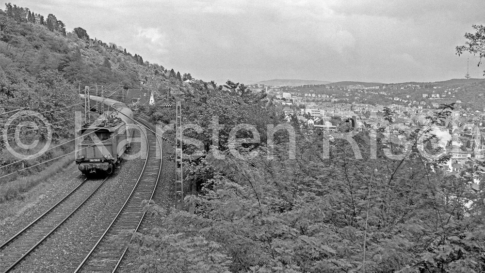 740 xx,x - 1983 32_KR35820