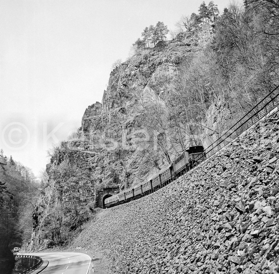 727 16,9 - 1978 48_KR13572