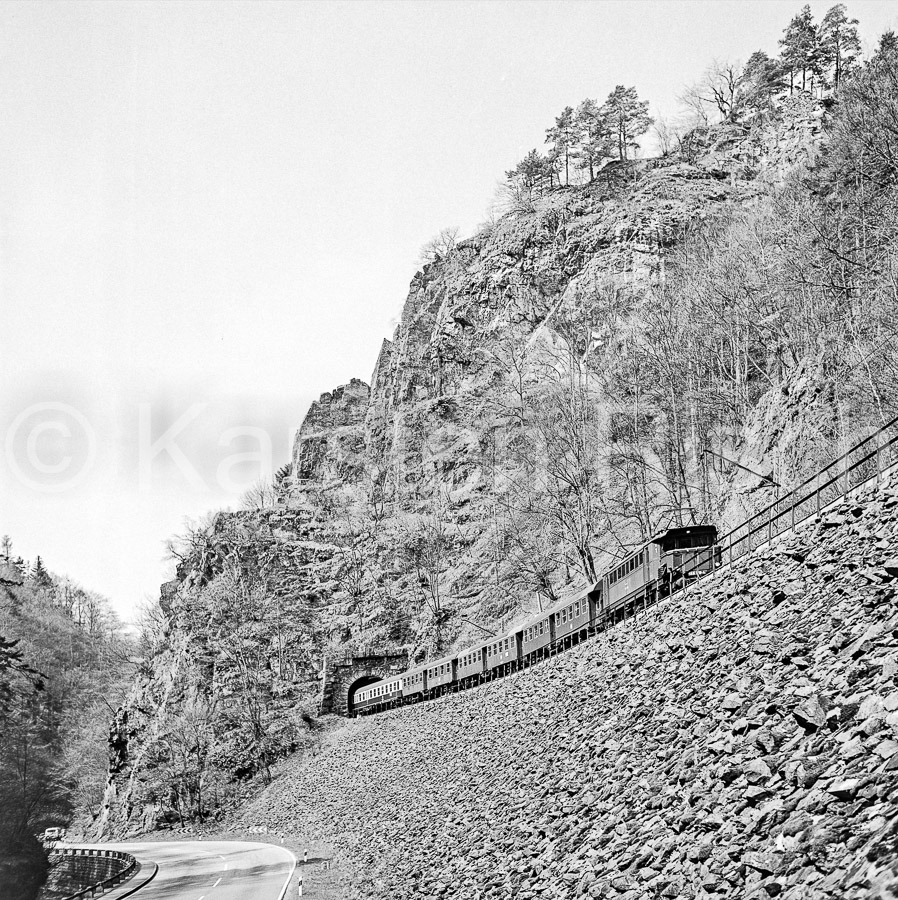 727 16,9 - 1978 48_KR13572(Entzerrt)