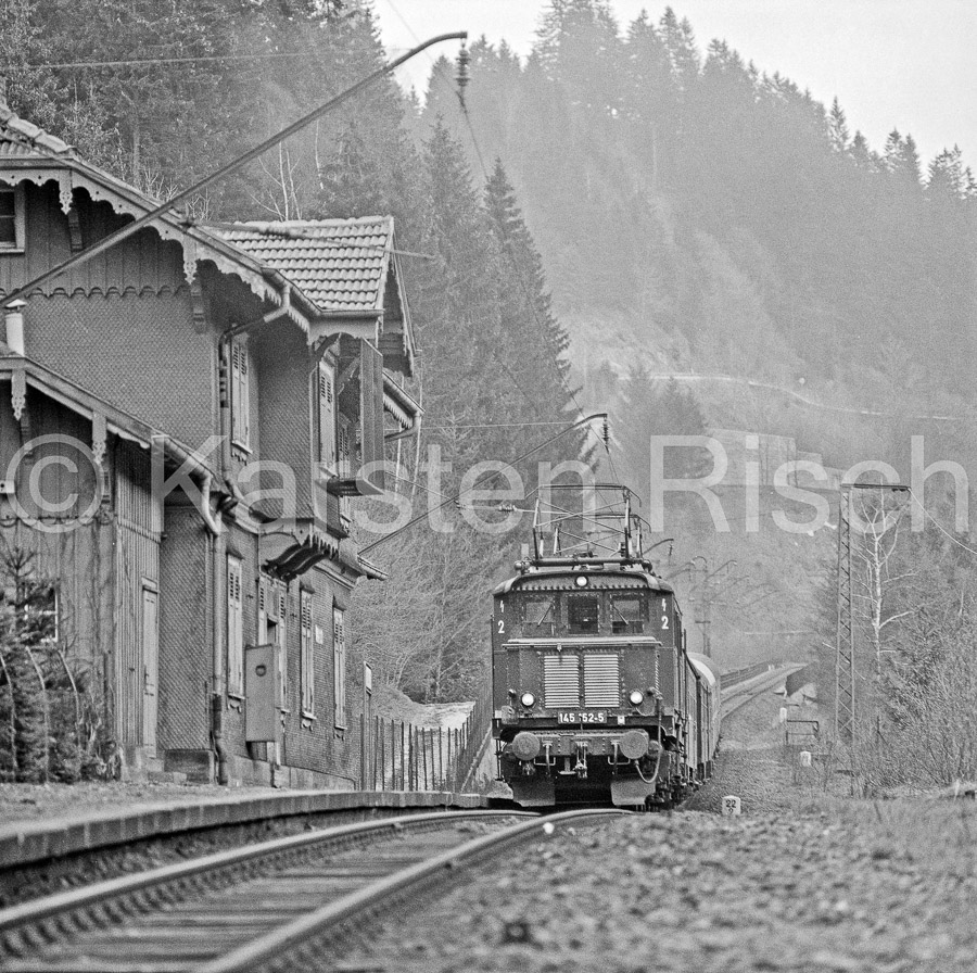 727 22,2 - 1978 50_KR13604