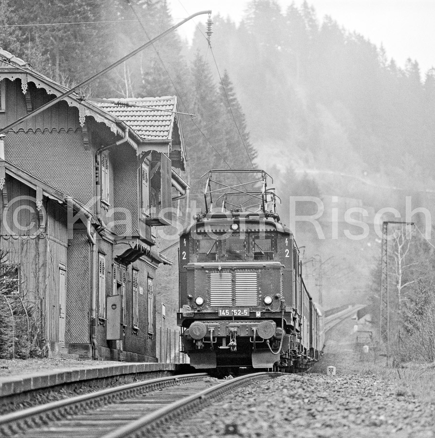 727 22,2 - 1978 50_KR13606