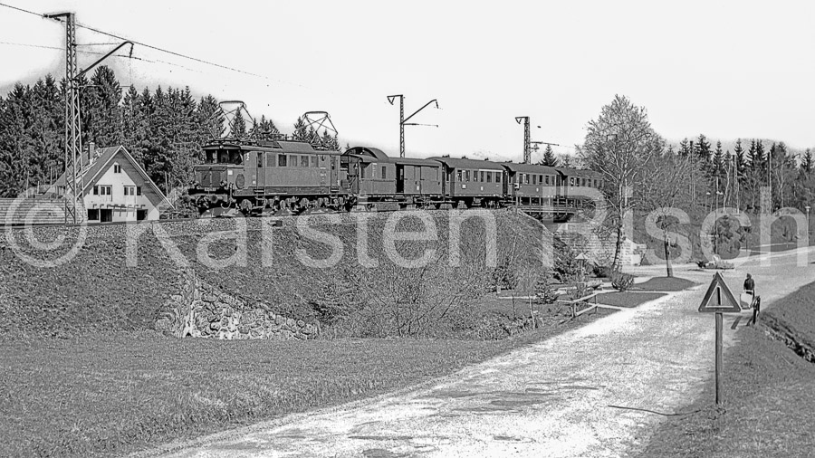 727 25,1 - 67054_EBS_KR-ES-434-Bearbeitet