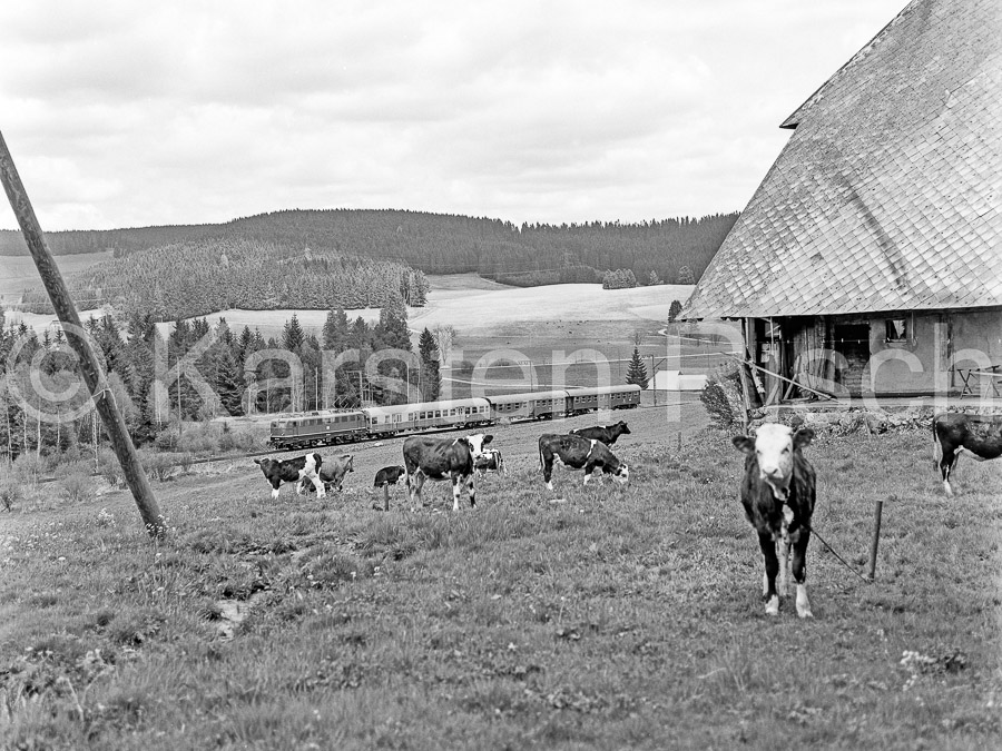 727 27,0 - 1979 86_KR86870